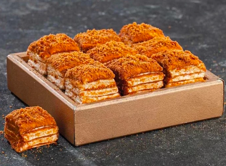 Special Handmade Cake Delight with Lotus Cookie – Baba G Online Grocery ...