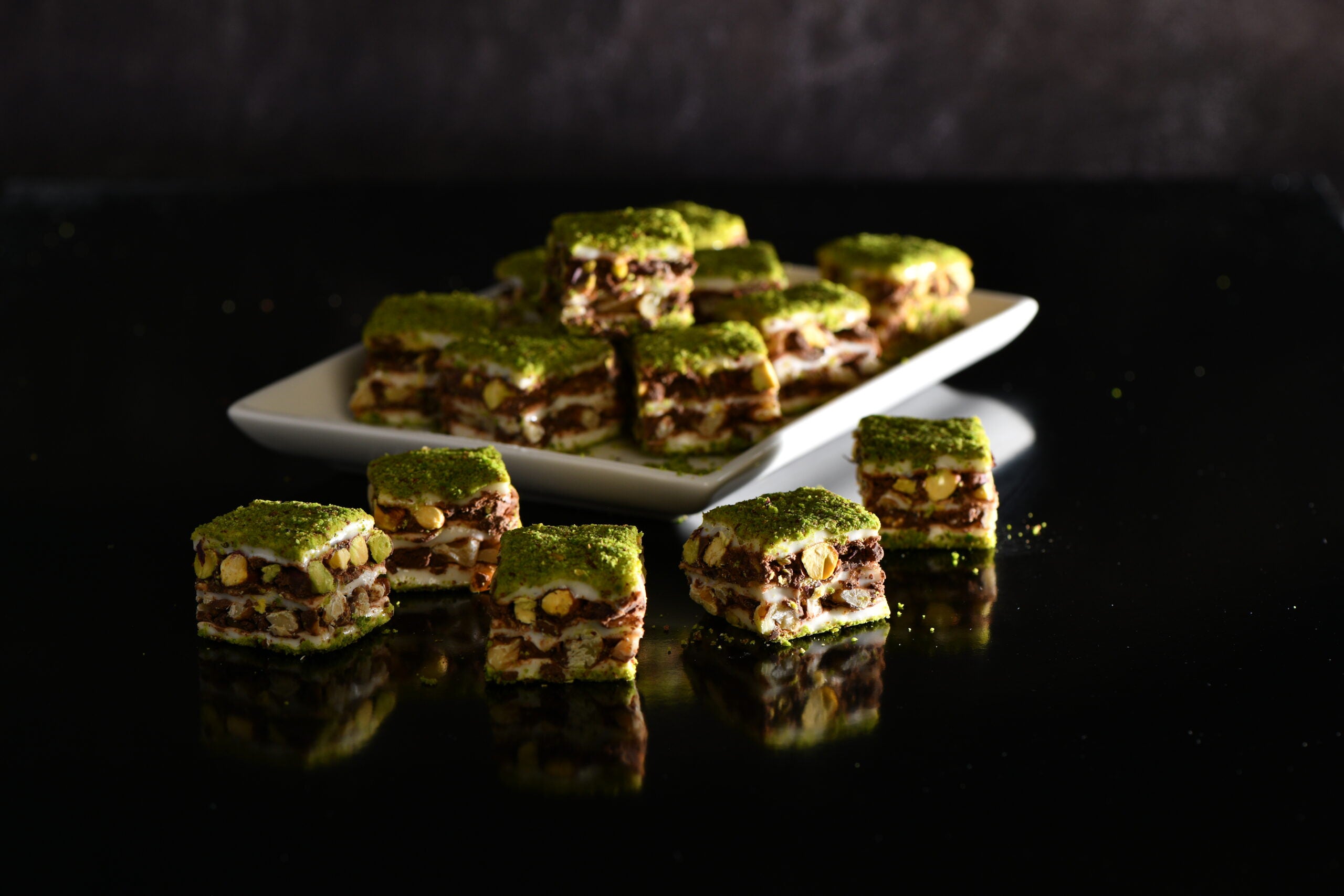 Cake  Turkish Delight Pistachio Powder with Chocolate and Pistachios